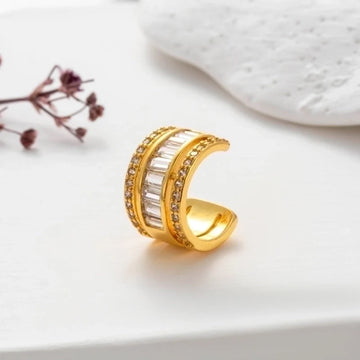Lottie Zirconia Ear Studs