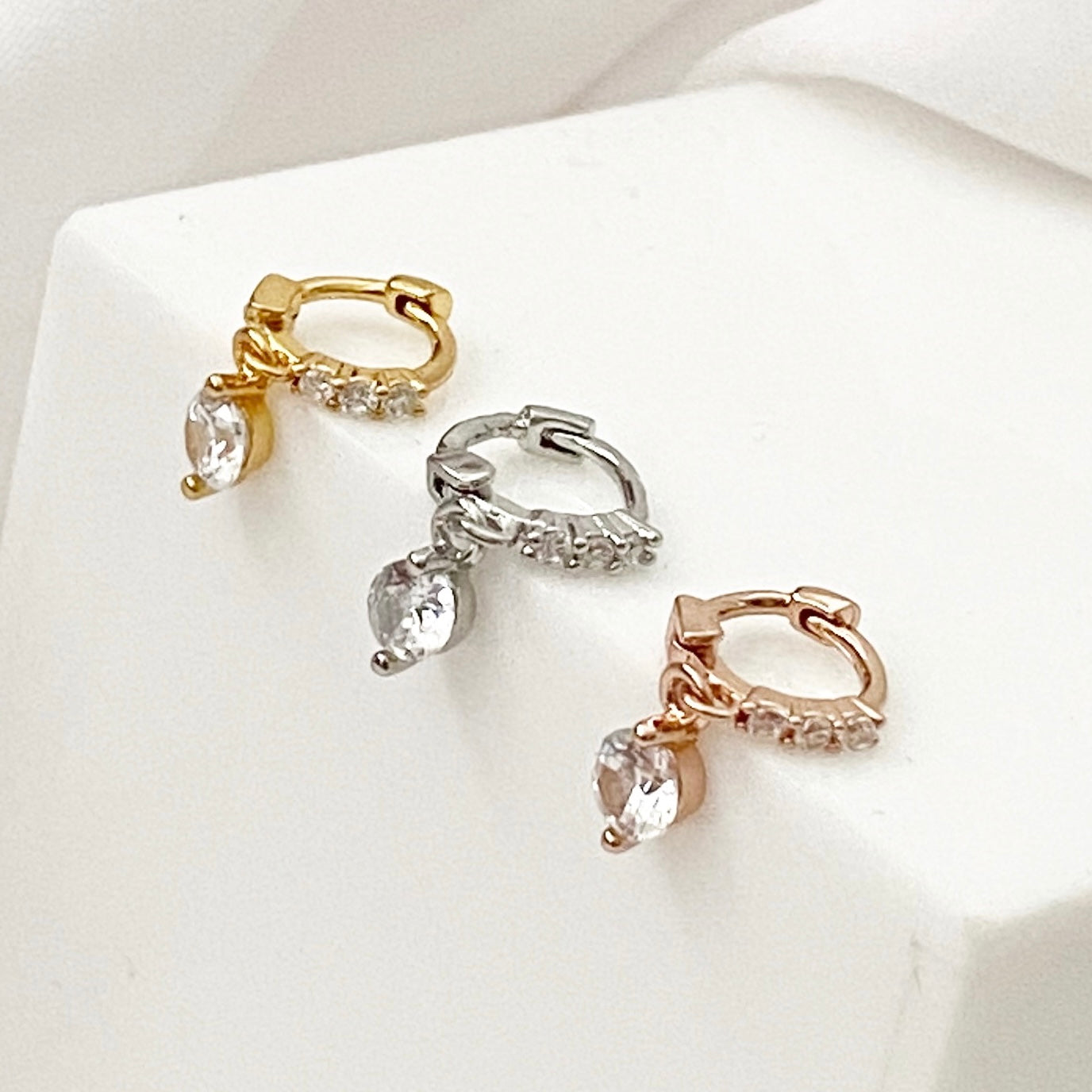 Tiny Twinkle Huggie Earring - Gold - Blush & Co.