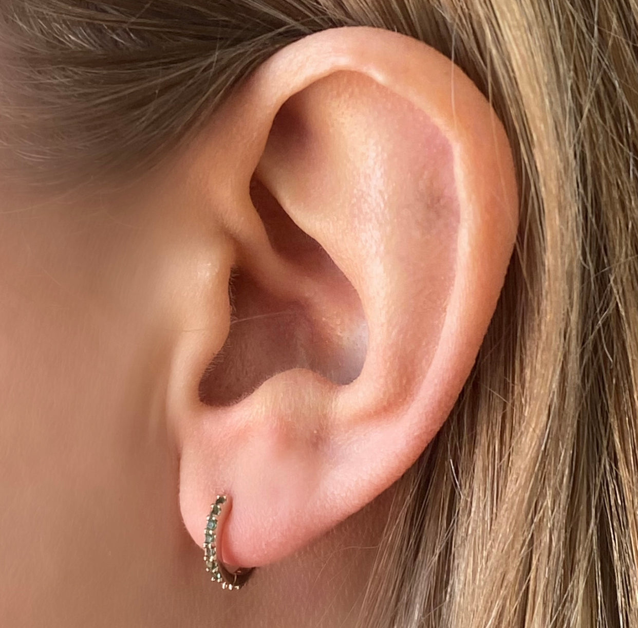 Cubic Zirconia Rose Gold Huggie Hoops - Emerald  ** PRE ORDER ** - Blush & Co.