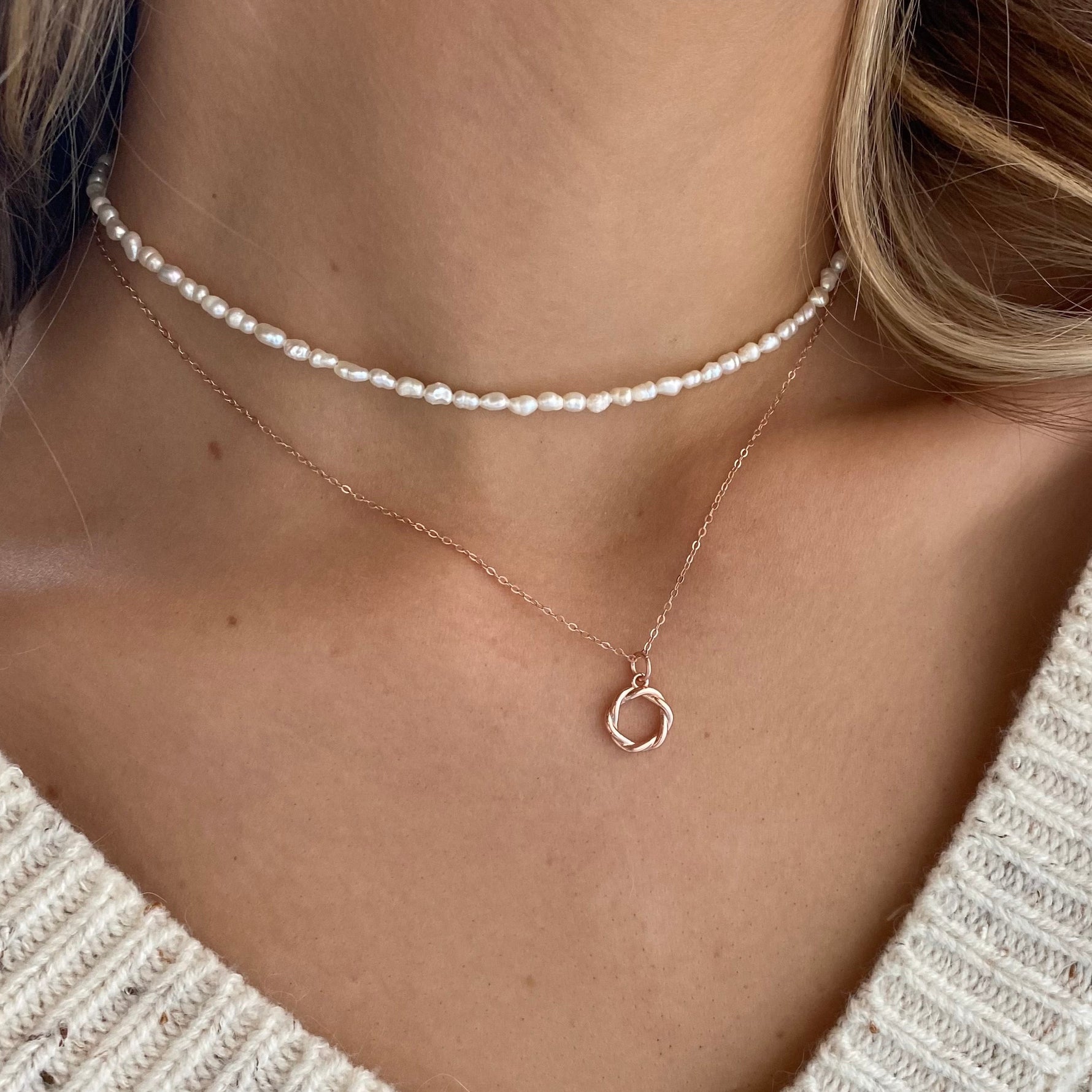 Grace Rope Circle Necklace - Blush & Co.
